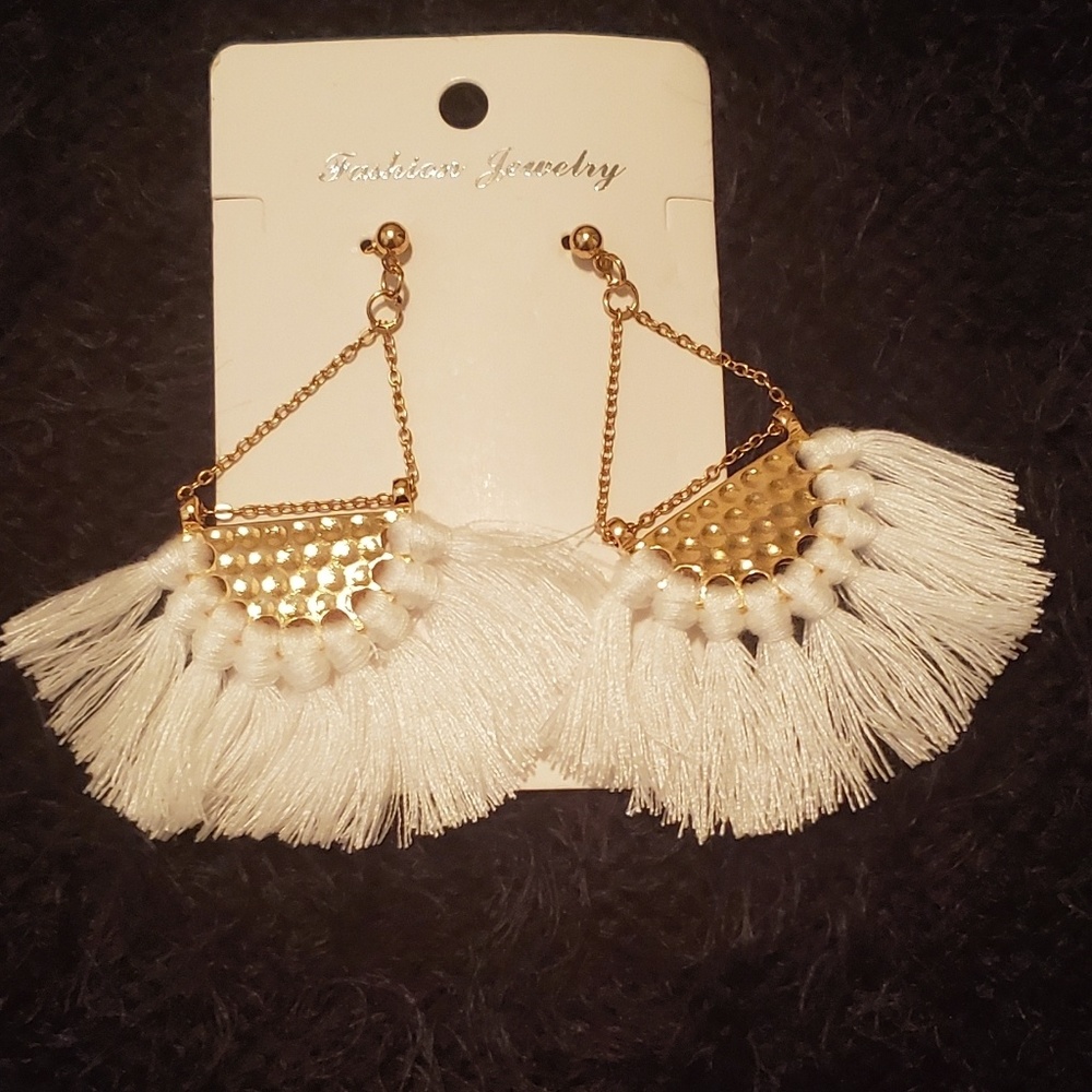 Fashion earrings